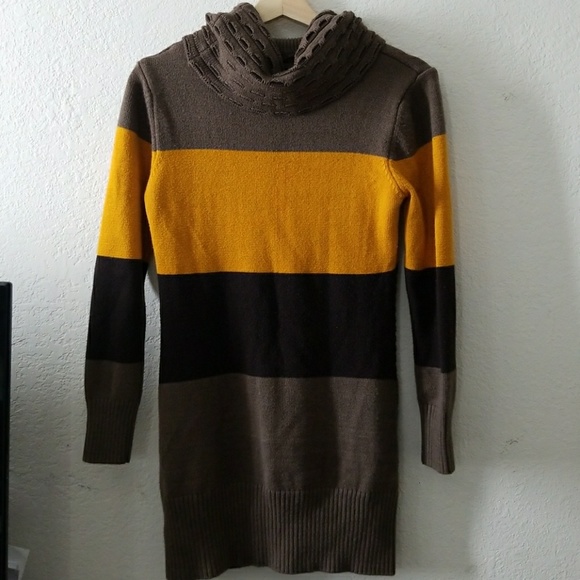 Sweater Dress - Picture 4 of 4